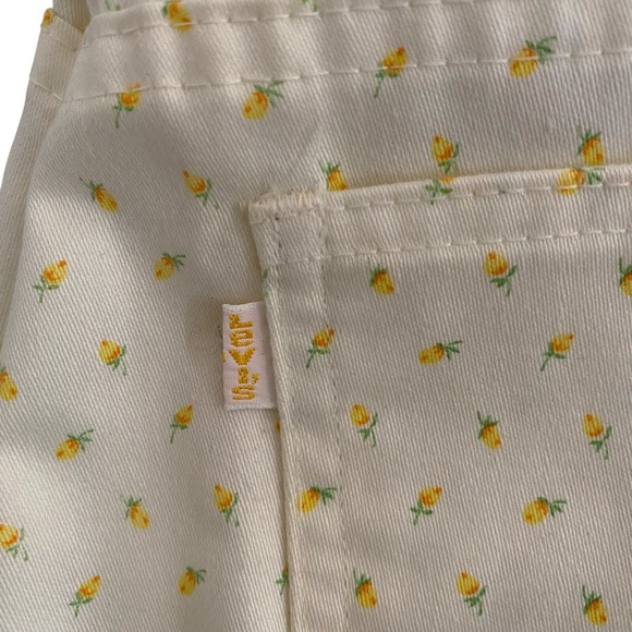 VTG Levi's For Me White Yellow Flowers Floral‎ Chino Pants Sz 27" Ultra Rare 70s - Picture 2 of 10